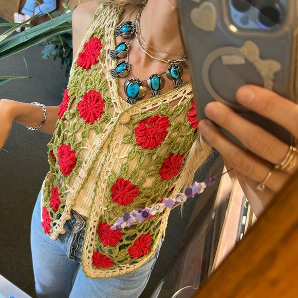 Meet your Posher, Mindy - Picture 14 of 16